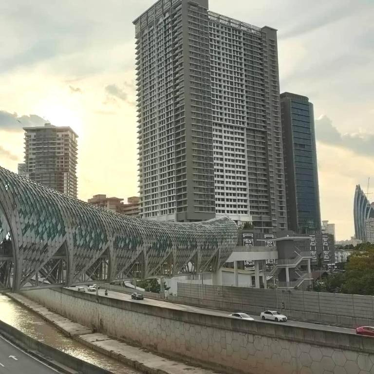 Апартаменти Legasi Kampung Baru By Twenty7 Куала-Лумпур Екстер'єр фото